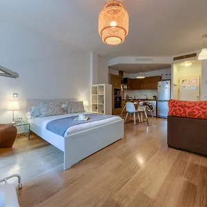 Lyrioshomes Apartamento Estudio La Biznaga Apartamento Málaga